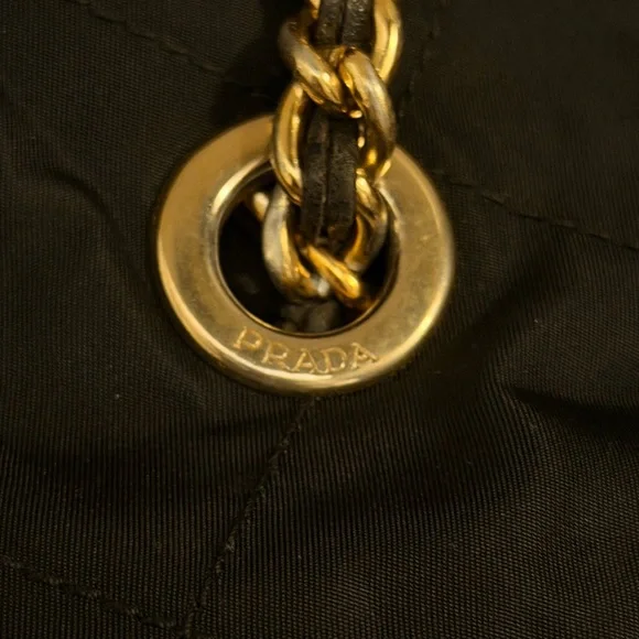 Vintage Prada Black Shoulder Bag with Gold Chain - Picture 3 of 6